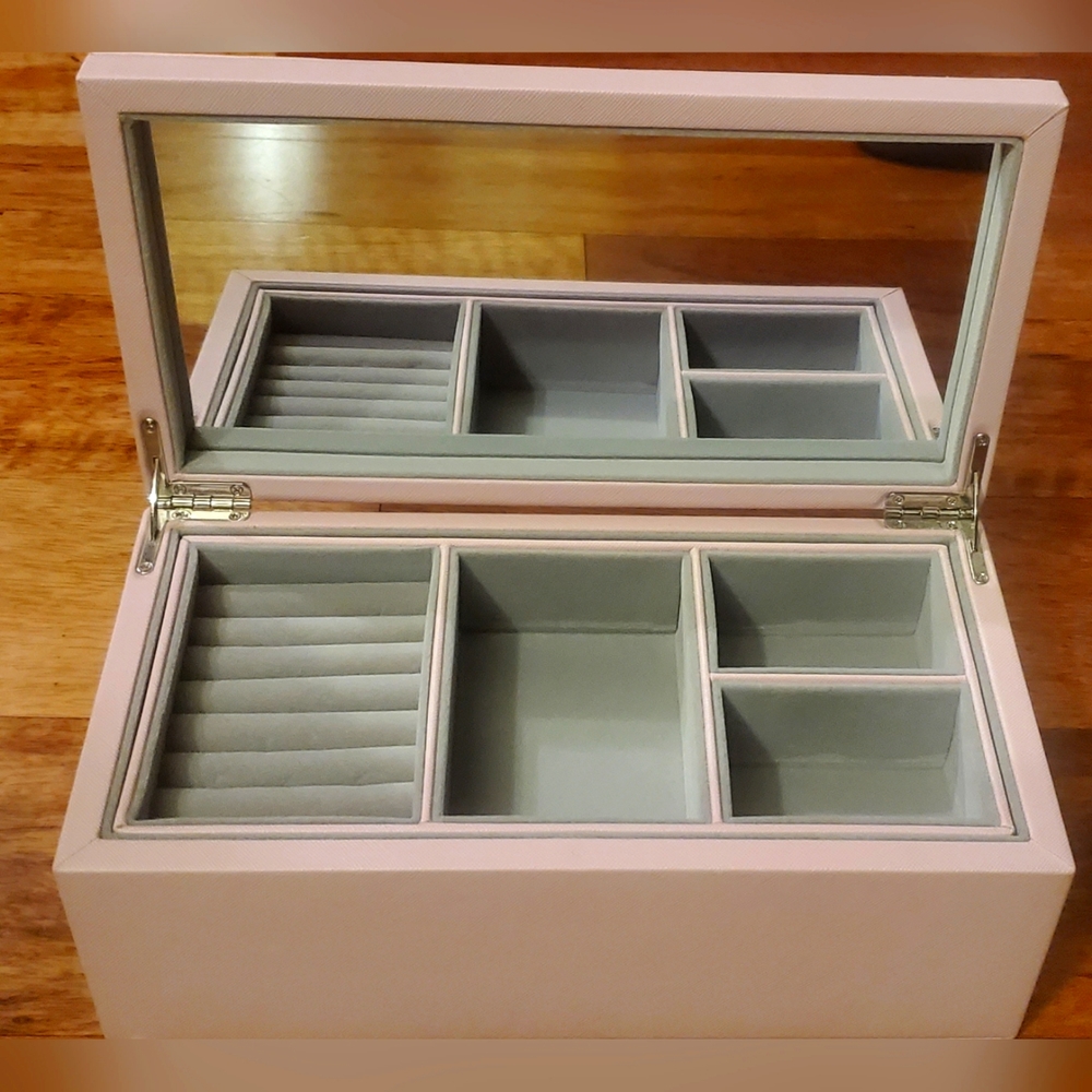 Pandora Large Pink Jewelry Box